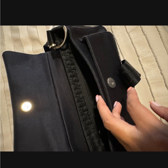 Dior Bag - Picture 4 of 7